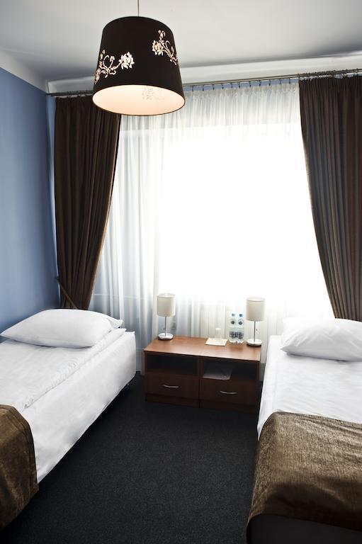 Hotel Korona Łuków Quarto foto
